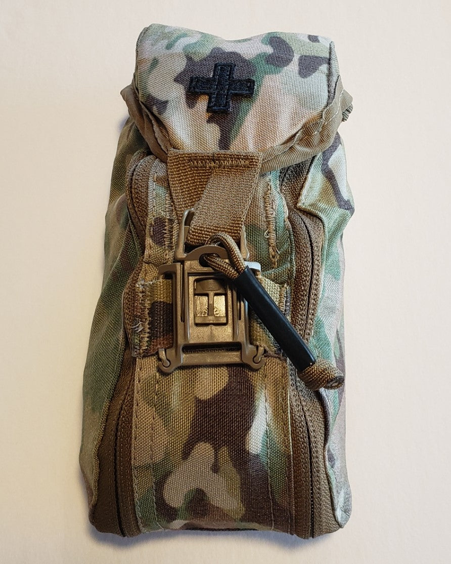 Centa1 Med Kits/North American Rescue - RIG Series Eagle IFAK Med Pouch  with Our 10-Piece *TFAK Supplies - Multicam