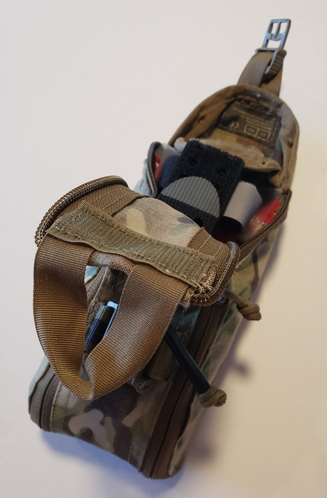 Centa1 Med Kits/North American Rescue - RIG Series Eagle IFAK Med Pouch with Our 10-Piece *TFAK Supplies - Multicam